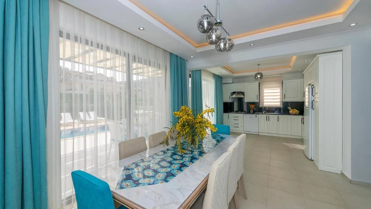 Hisar 1 - 4 Bedroom Holiday Villa In Hisaroenue Fethiye Türkei